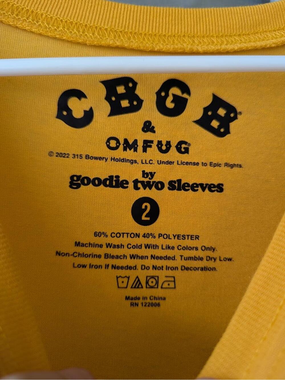 CBGB OMFUG Shirt Wm 2XL Yellow Punk Rock Goodie Two Sleeves Music Band Tee Plus - Picture 4 of 6